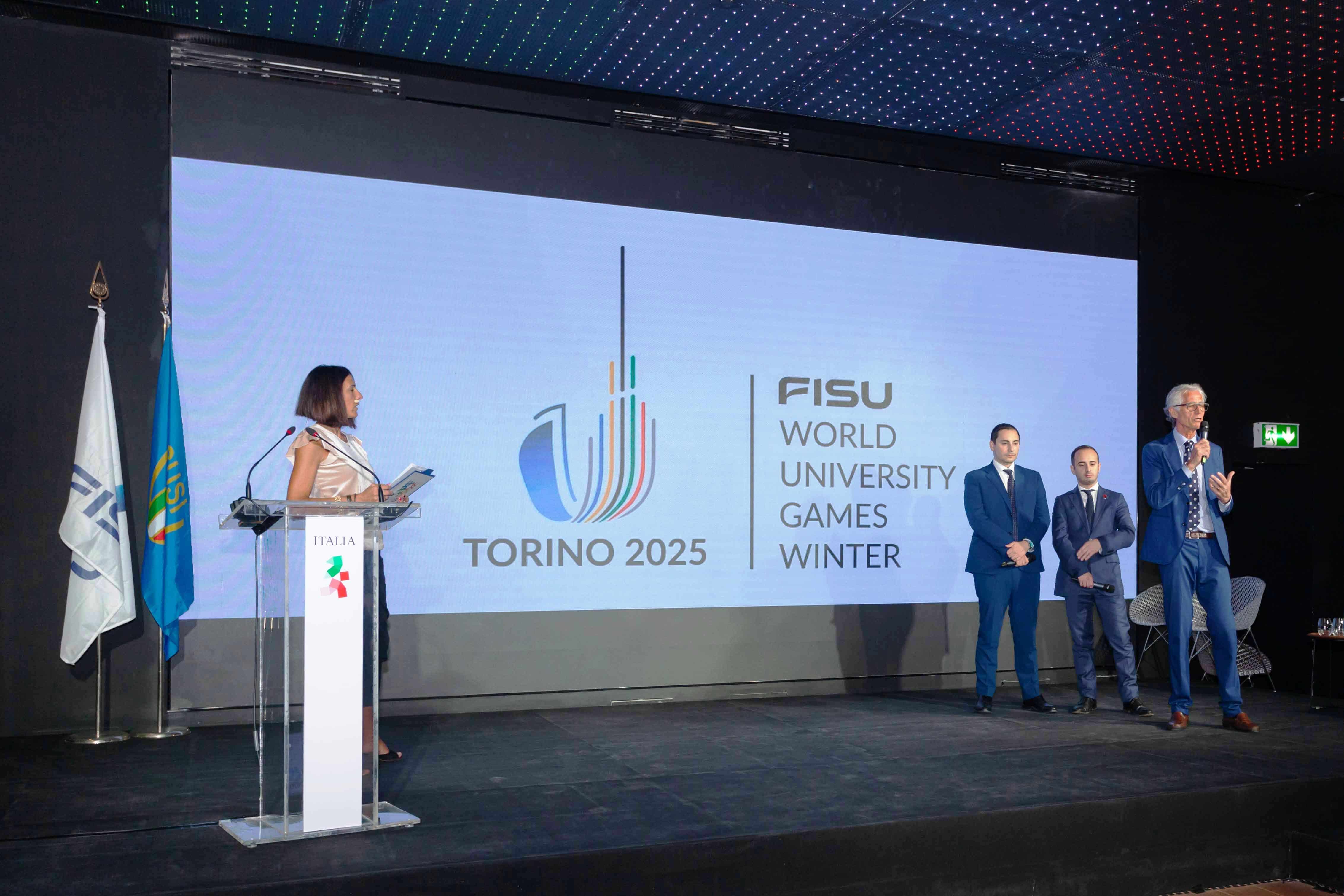 Scopri di più sull'articolo Torino 2025 si è presentata al mondo a Dubai e ha svelato il logo che l’accompagnerà da qui ai XXXII Giochi Mondiali Universitari Invernali